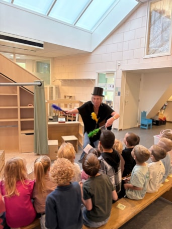 1000124697