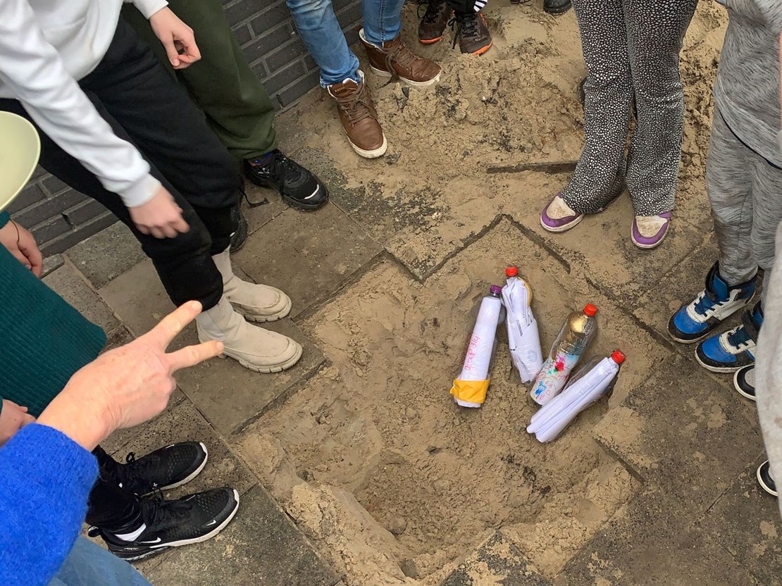 83ef9564-0815-49d5-811c-2fd7939600a4 83ef9564-0815-49d5-811c-2fd7939600a4